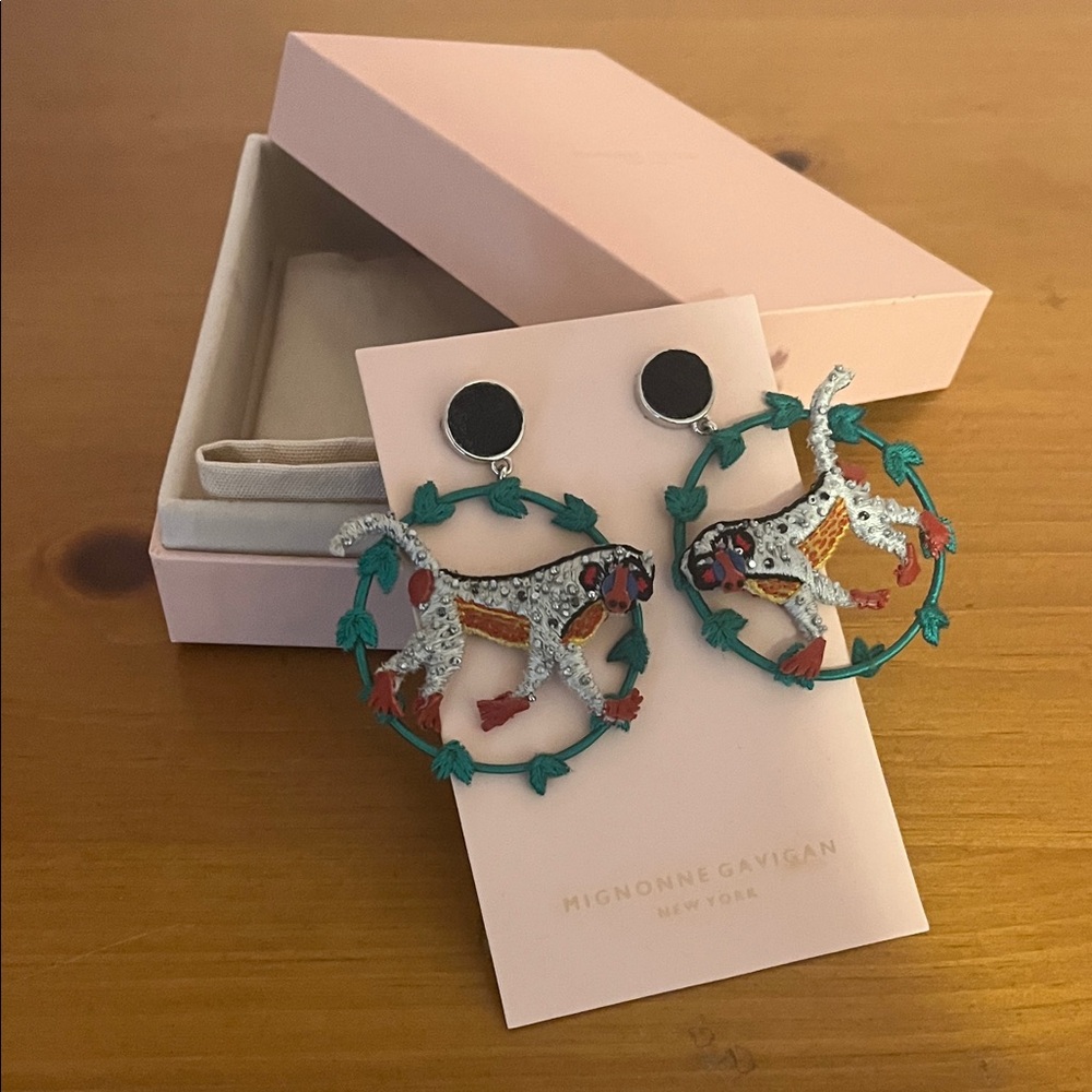 Mignonne Gavigan Keke Earrings Monkey Hoops - Picture 5 of 8